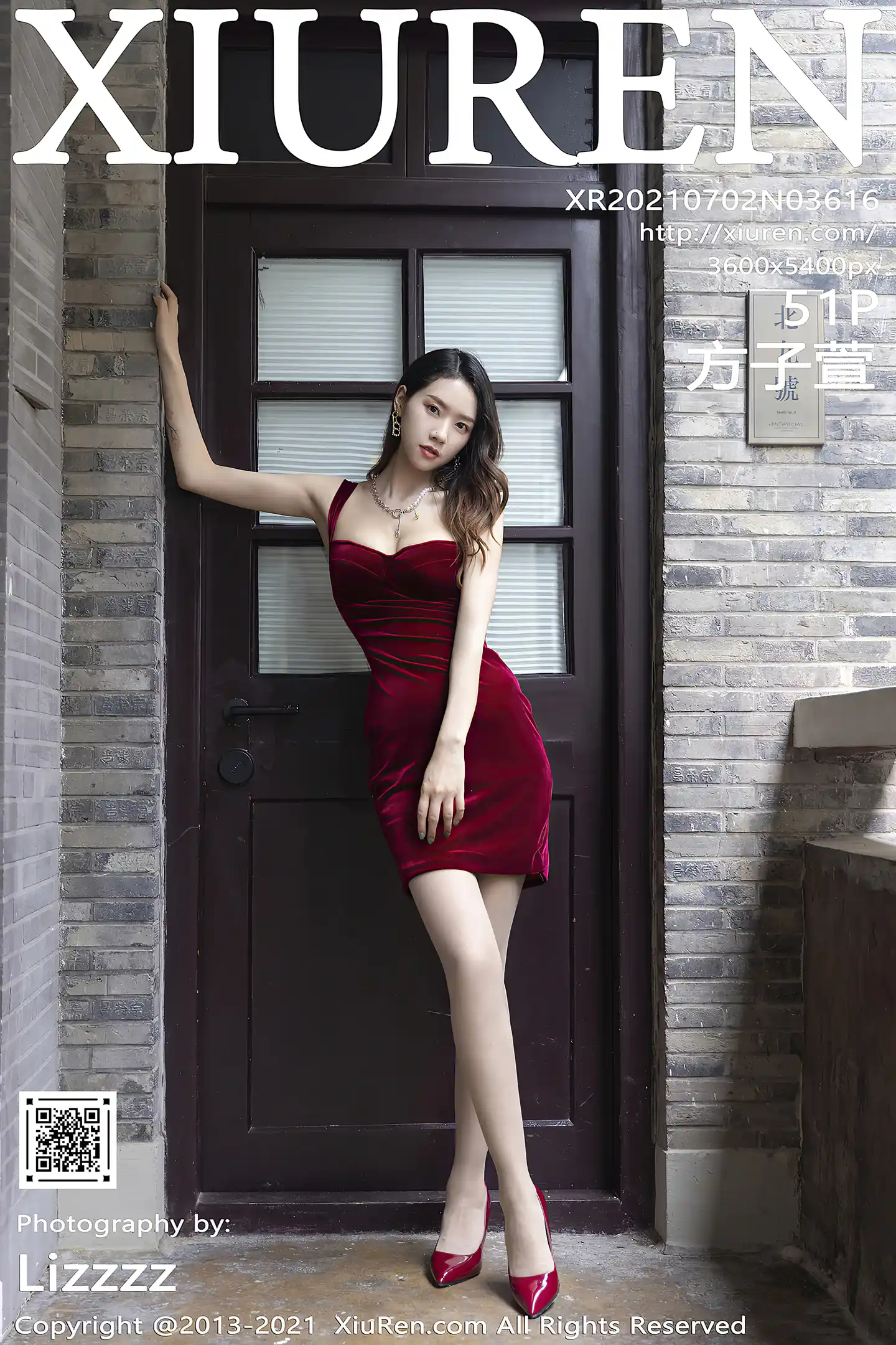 [XiuRen秀人网]VOL.3616 模特方子萱私房性感红裙配超薄丝袜半脱秀高挑身材诱惑写真51P-秀人网官方网站